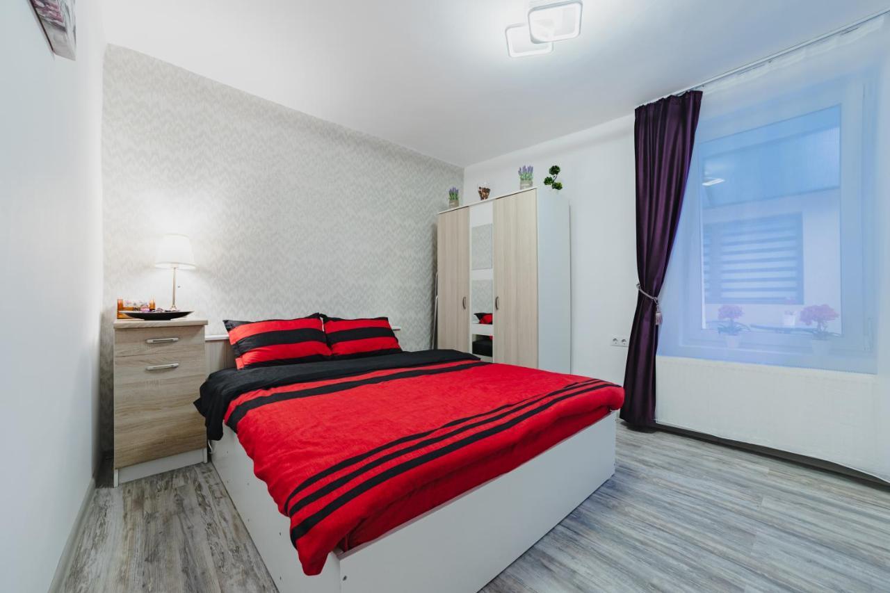 Studio Central Poarta Schei Brasov Exterior photo